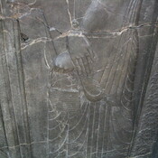 Persepolis, Apadana, Northstairs, Central relief, Soldier carrying a weight