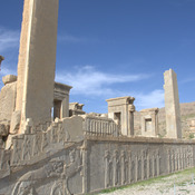 Persepolis, Palace of Darius (Taçara), Southern portico
