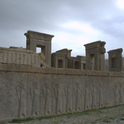 Persepolis, Palace of Darius (Taçara), Southern portico, Relief of soldiers