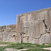 Persepolis, Terrace wall