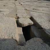 Persepolis, Palace of Xerxes (Hadiš), Sewer