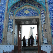 Susa, Mausoleum of Daniel, Entrance