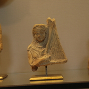 Susa, Hellenistic or Parthian figurine of a harpist