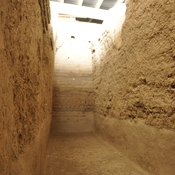 Tepe Nush-e Jan, Fortress, Corridor