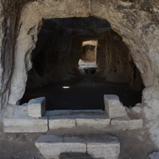 Maragheh, so-called Mithraic cave, Entrance