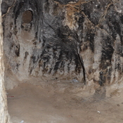 Maragheh, so-called Mithraic cave, Second room, Fire place