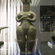 Rostamabad, Iron Age idol