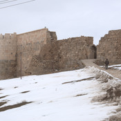Takht-e Suleyman, Entrance