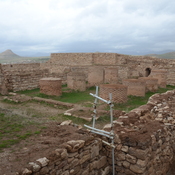Takht-e Suleyman, Sasanian palace, Fire sanctuary, Throne room