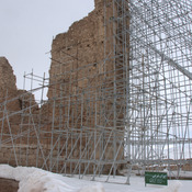 Takht-e Suleyman, Sasanian palace, Arch