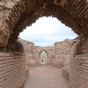 Takht-e Suleyman, Sasanian palace, Fire sanctuary, Arch