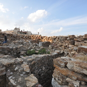 Rujm al-Malfouf, Remains of storerooms
