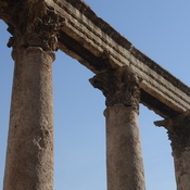 Amman, Forum, colonnade with frieze