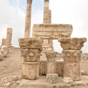 Amman, Citadel, Temple of Hercules, remains of columns and capitals
