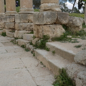 Gerasa,  Oval forum,  Level with column bases