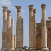 Gerasa,  Remains of the temple of Jupiter, Cella