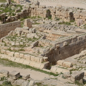 Gerasa,  Remains of the temple of Jupiter, Oval forum
