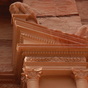 Petra, Siq, Treasury, Ornamental detail