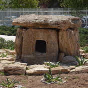Damiya, Megalithic tomb (dolmen field)