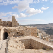 Al-Karak, Castle, Wall and corridor