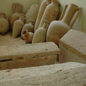 Cinyps, amphoras and sarcophagi