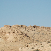 Qasr Banat, unidentified ruins in the west