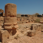 Taucheira-Arsinoe, East Basilica, Column