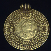 Șimleul Silvaniei, First Treasure, Medal of Valens
