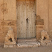 Musawwarat es-Sufa, Temple of Apedemak, Gate with two statues of lions