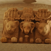 Musawwarat es-Sufa, Architrave with lions and a ram