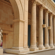 Apamea, Reconstruction of colonnade