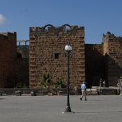 Bosra, Theater, Fort