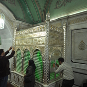 Damascus,  Umayyad mosque, tomb with head of Huseyn, detail