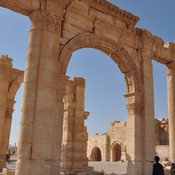 Palmyra, Colonnaded street, detail of decorated arch