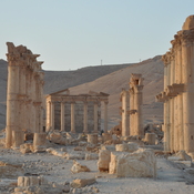 Palmyra, Front stoa of death temple