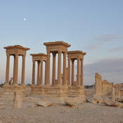 Palmyra, Tetrapylon with stoa