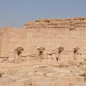 Palmyra, South side of tariff court5