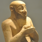 Mari, Figurine of praying man in kaunakes, detail
