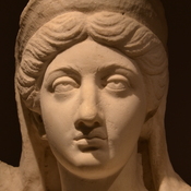 Bulla Regia, Statue of empress Lucilla, detail