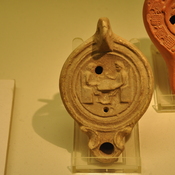 Sbeitla, Roman oil lamp with backgammon