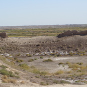 Toprak Kale, Surroundings of the Chorasmian fortress