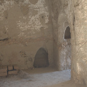 Kara Tepe, Southern Buddhist monastery, Cave cells