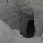Old Termez, Cave construction, passage