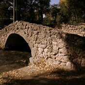 Puente romano - Río Cifuentes