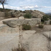 Gerga-fallen statues