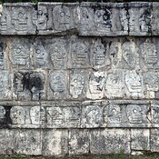 Tzompantli