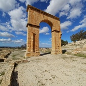Pheradi Maius, Triumphal Arch