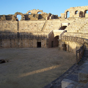 Amphitheatre, Uthina