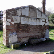 The Late Republican tomb of Hilarus Fuscus, Via Appia