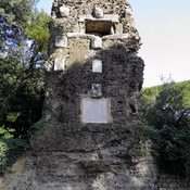 Torre di Capo di Bove (towerlike tomb)